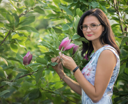 Magnolie – czy warto je sadzić w ogrodach przydomowych?